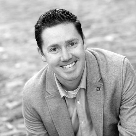 Headshot square bw