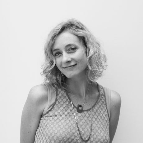 Danielle headshot  1 