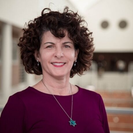Unccarchitecture 20181126 faculty headshots 0975wendy fishman 500x500 1