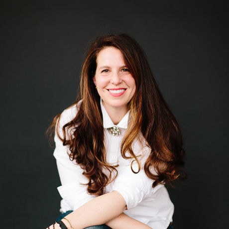 Lizbanfield headshot 3r   small