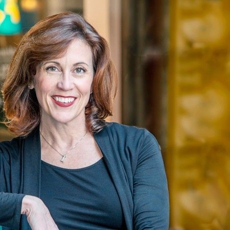 Michelle hamilton headshot