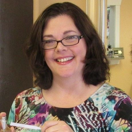 Carolyn hassett small headshot