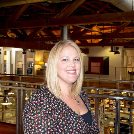 Headshot   leanne mcdaniel