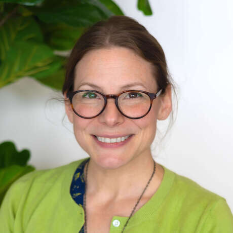 Lisasills 25 retouched zoomed optimized