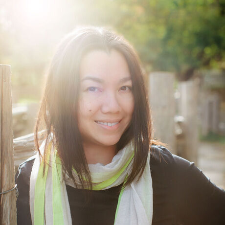 20131025 013520 yianni headshot cropped