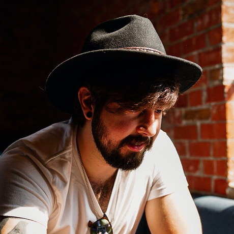 Giullianochacha profile pic 01