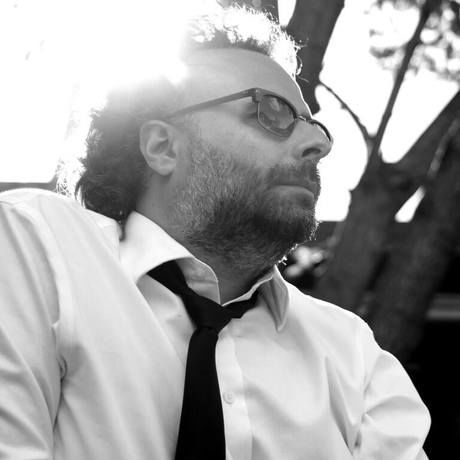 577d21c31fad464b99325ef95eea1711