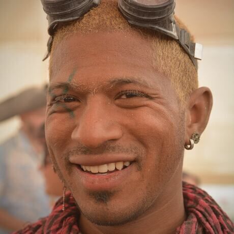 Jr russ playa realness