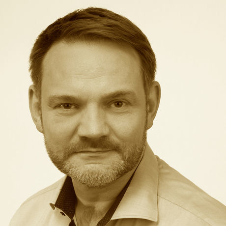 Profilbild 2016 klein sepia