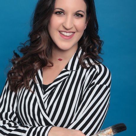 Headshot blue  nicola anthony