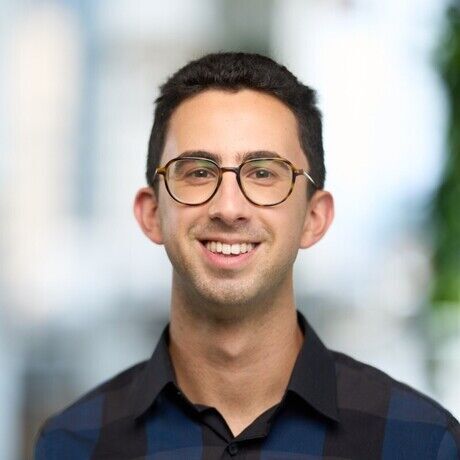 Lane sutton headshot