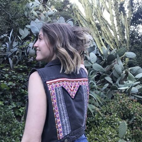 8b81d73b 9830 4ed3 a344 a6933254034e