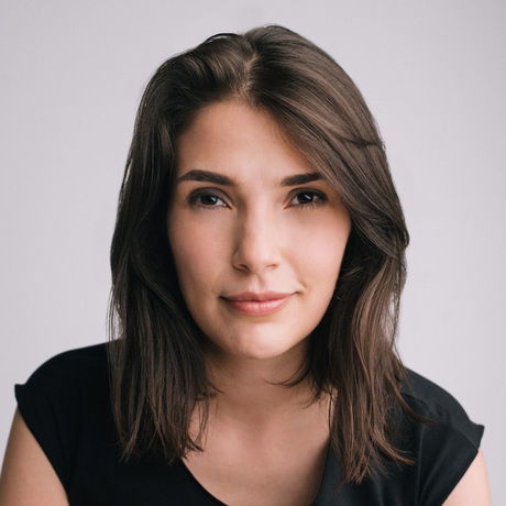 Sarita alami headshot