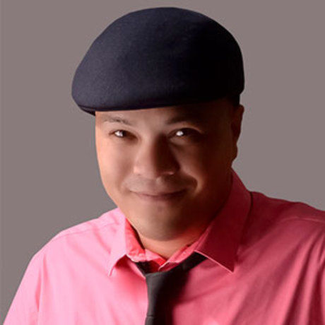 Me headshot 300x300 72dpi