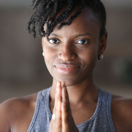 Cl yoga headshot retouched