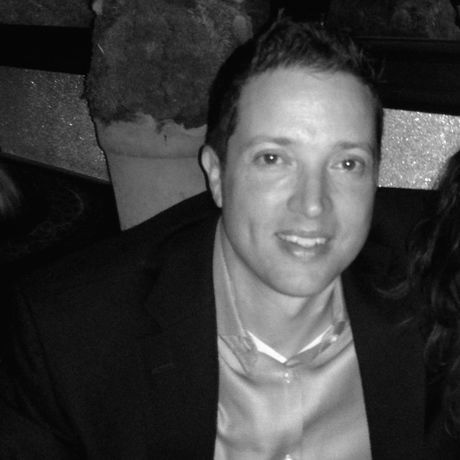 Levy pic linkedin 2015 black white cropped