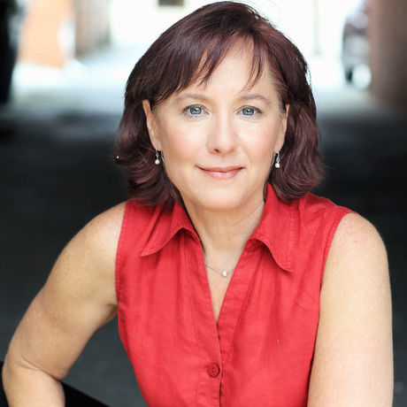 Barrie red shirt crop