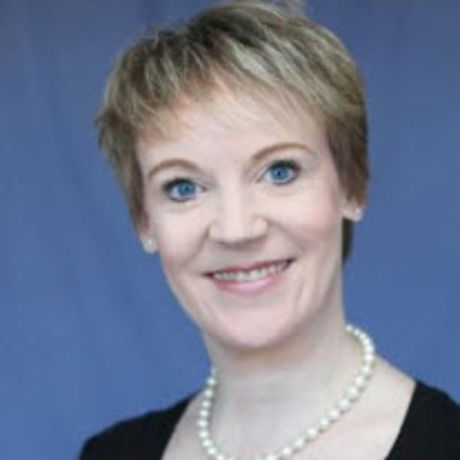 Heather lanka headshot