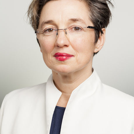 Monique van dusseldorp