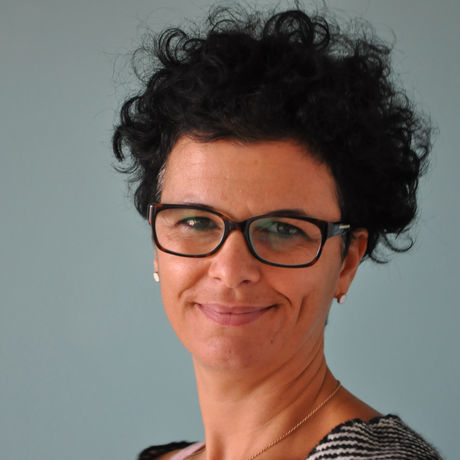 Manos del uruguay   ana de prado portrait