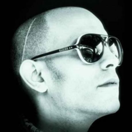 339a0e1449b6b4062056bc300d87e893 s