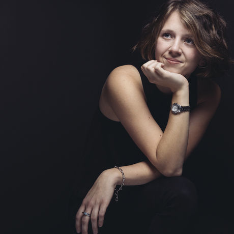 Portrait off camera 1500pxl
