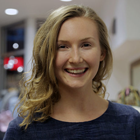 Ericaheadshot dec2017compressed 