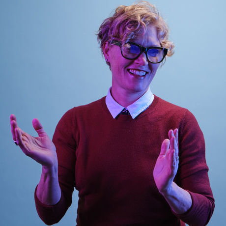 Cropped employee portraits 0738