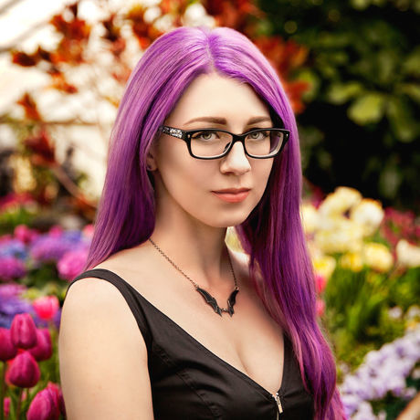 Jenniferkiefferportraitprofilesquare2016