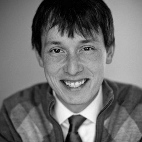 Dusty headshot 2011 square