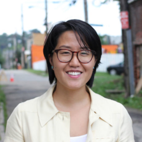 Angela portrait 1 300x300