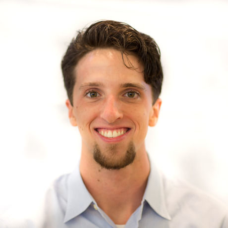 Benlewin headshot 2017 cropped