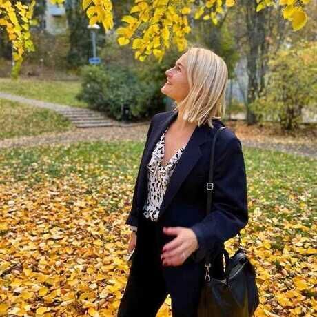 Miia jobb ho%cc%88st