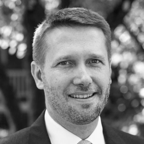 Randall head shot 2016