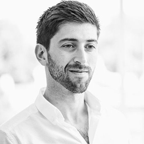 Headshot sebastian elliott