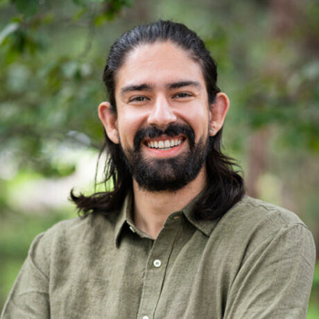 New headshot 2024 small