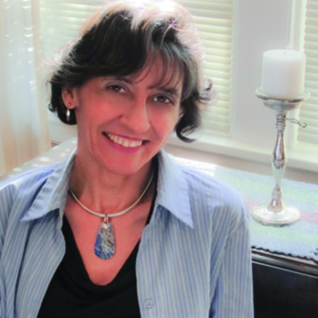 1 marymayer portrait sm4bizcard 1in 300cmyk