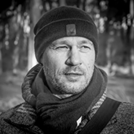 Me 200px
