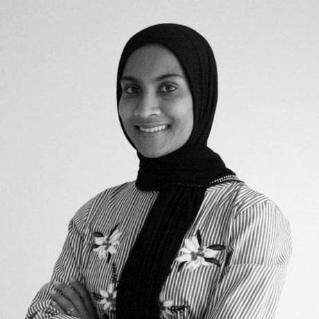 Zeinab photo b w