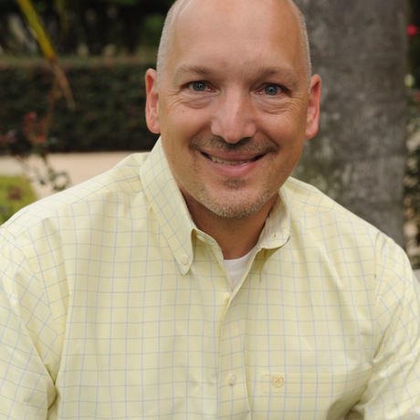 Tom head shot