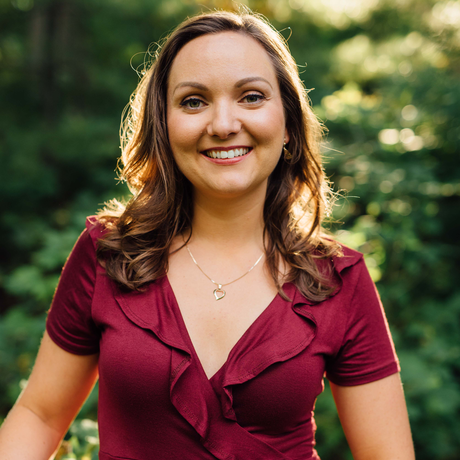 Melanie headshot small