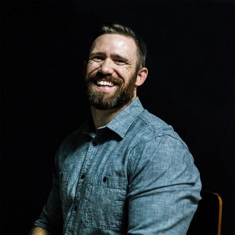 Tanner headshot color 1 social