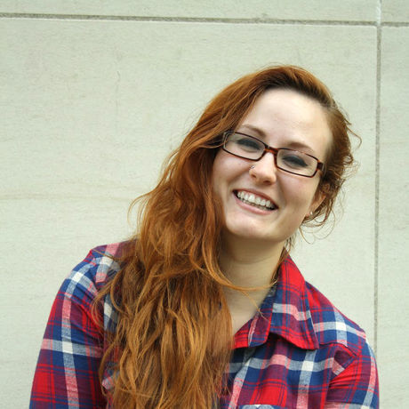 Izzy portrait 1