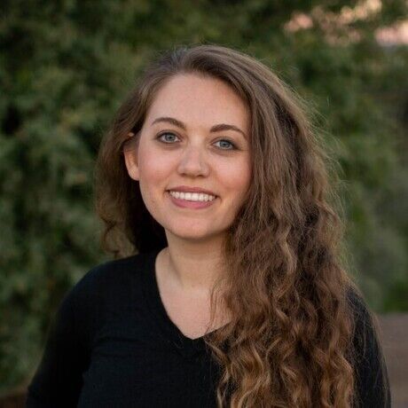 Ashley williams headshot square