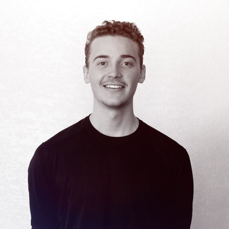 Jonathan bw.jpg color