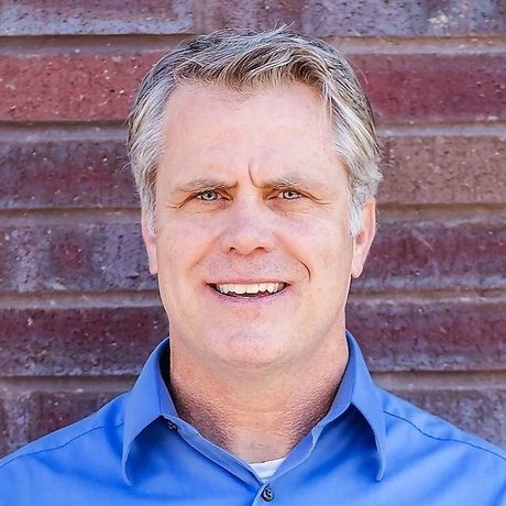 2015 mmc headshot joel 4