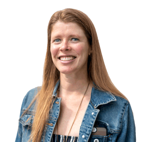 Sarahwonderistheadshot