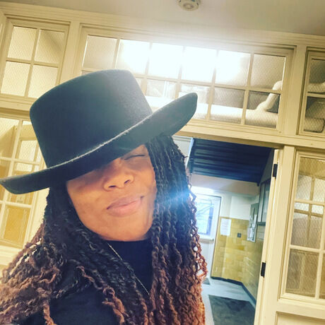 2565ad71 d68f 4d14 8c7b e5f53a071570