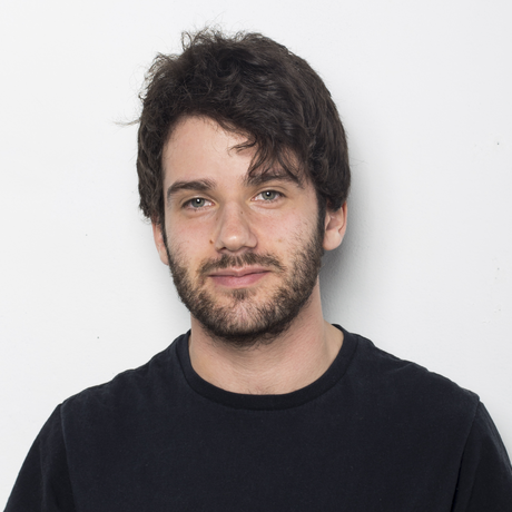 Ello. down arrow crop smooth boy