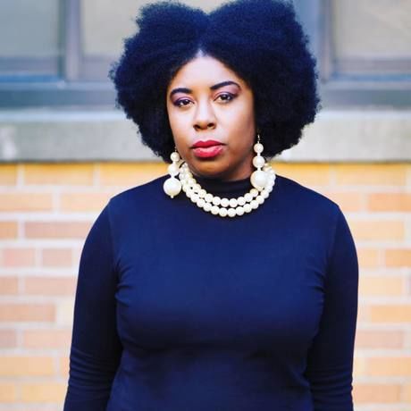 Art gallery coordinator